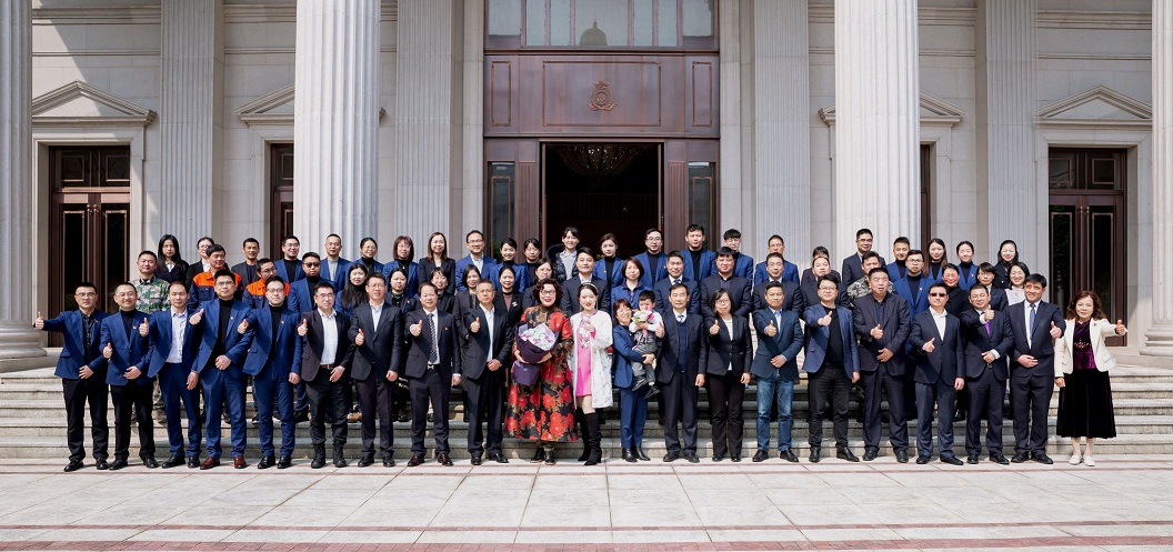 Uwin电竞 - Uwin创立电竞人生